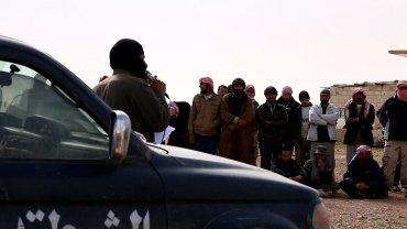 El ISIS lapida a muerte a dos homosexuales