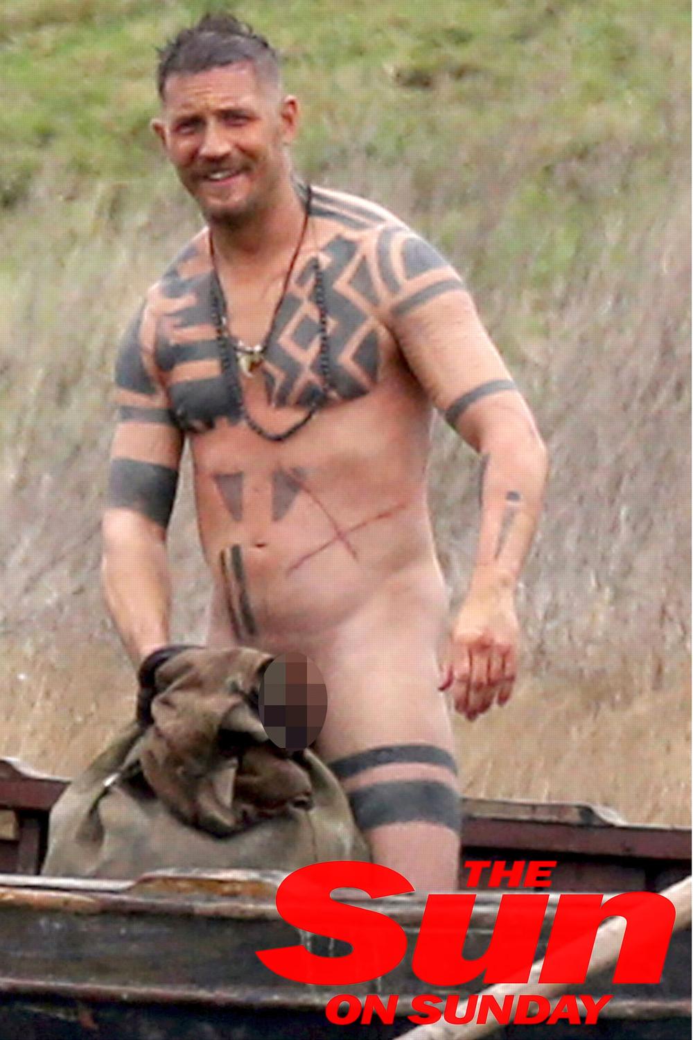 Tom Hardy completamente desnudo durante un rodaje