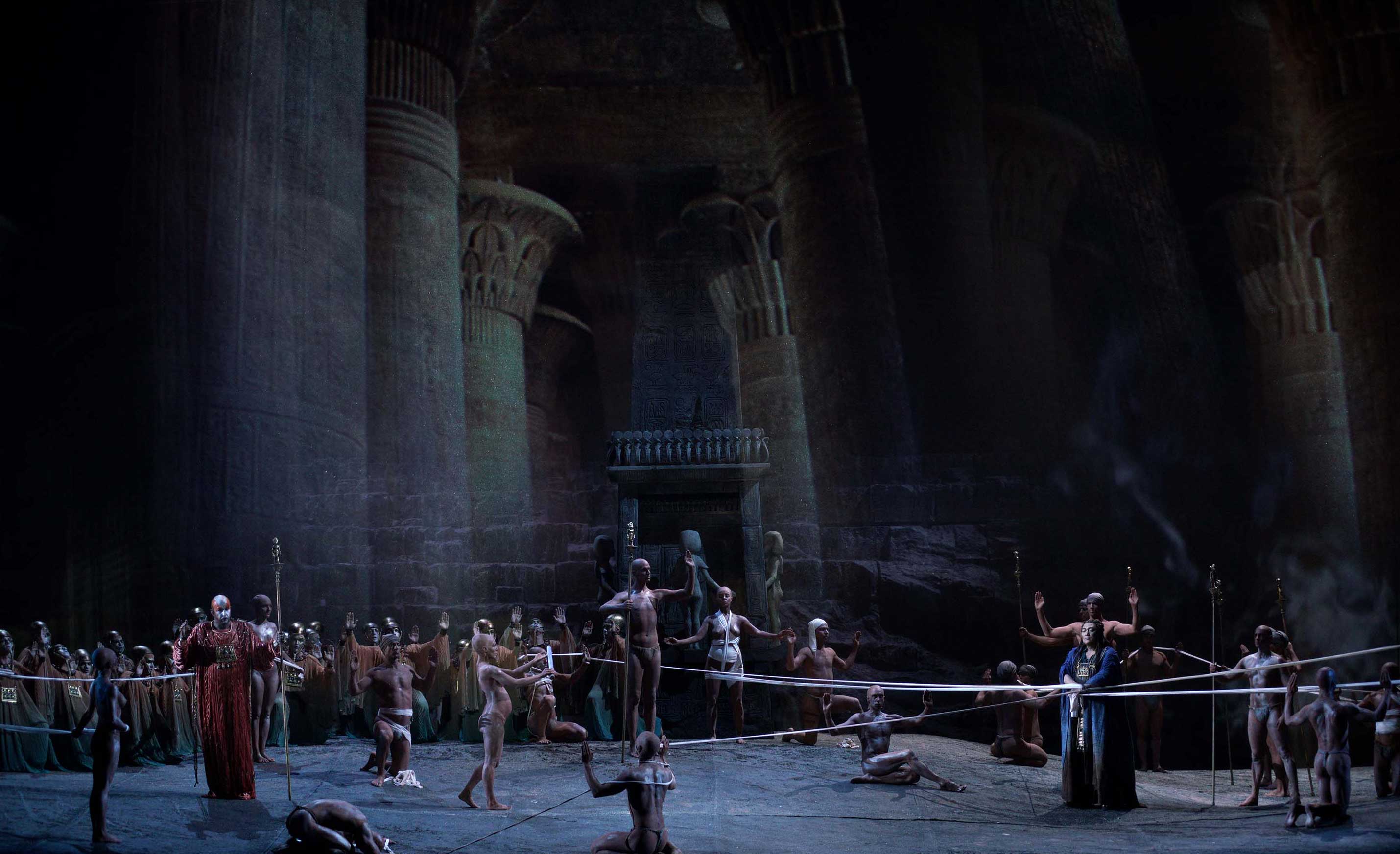 ‘Aida’ vuelve a Egipto (y las pirámides regresan al Teatro Real)