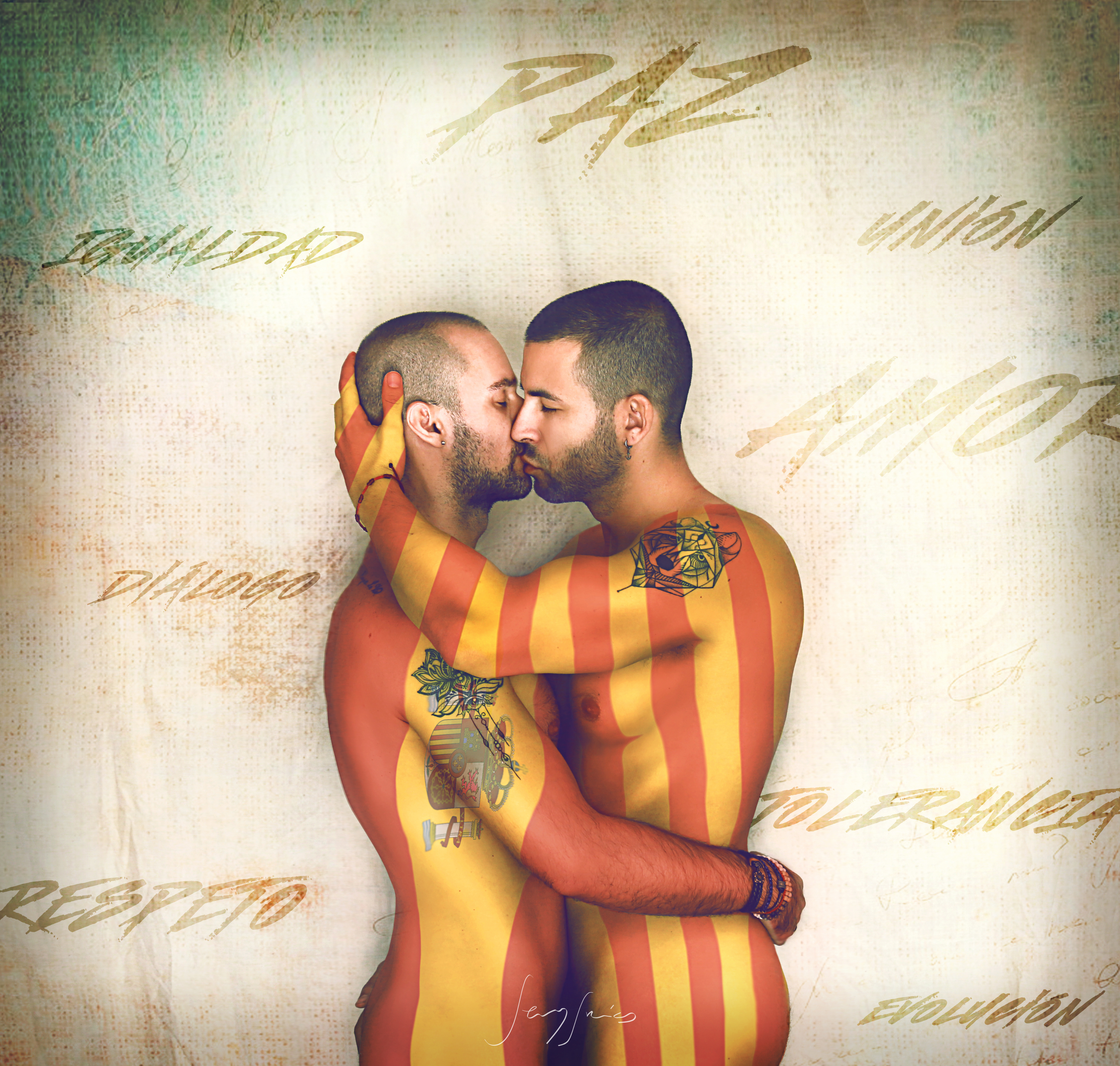 El beso gay que resuelve el desafío independentista de Cataluña