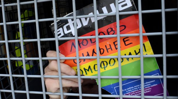Manifestación en Madrid contra el exterminio gay en Chechenia