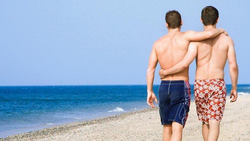 Según un estudio, en verano puede aumentar el deseo sexual