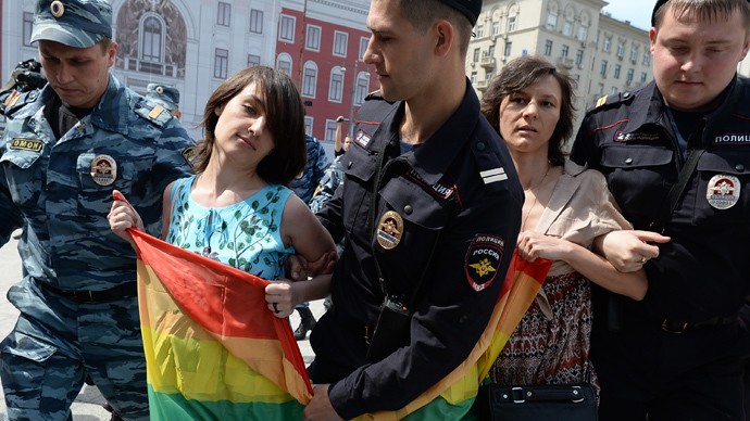 Diputados rusos proponen multar a los homosexuales