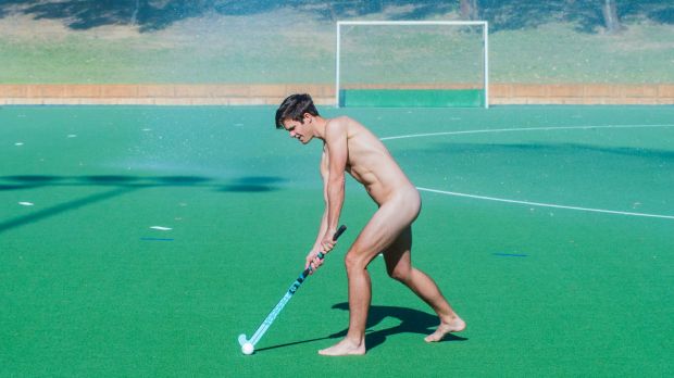 Un equipo de hockey australiano se desnuda contra la homofobia