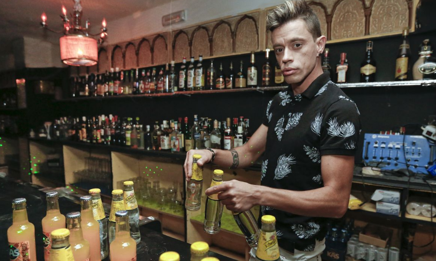 El local Cool Loung Pub será la primera sala porno-gay de Galicia