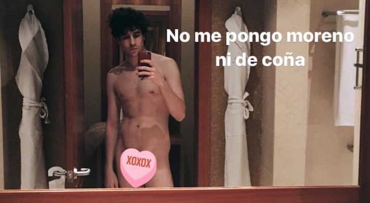 Javier Calvo sube una foto desnudo a Instagram