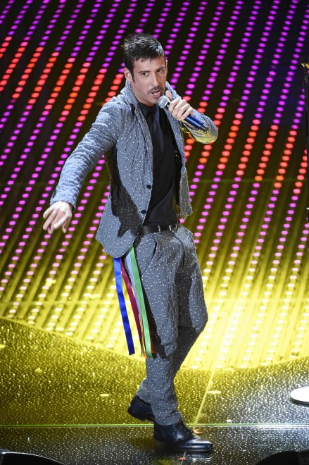 Las fotos del paquete de Francesco Gabbani calientan Eurovisión 2017