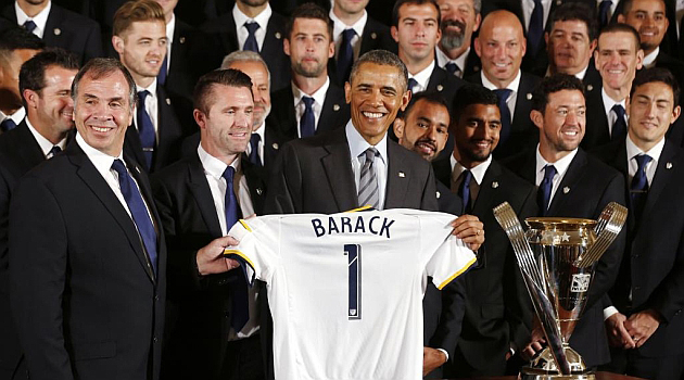 Obama felicita al futbolista gay Robbie Rogers