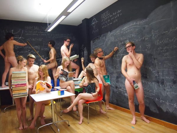 Pintando desnudos en la Universidad