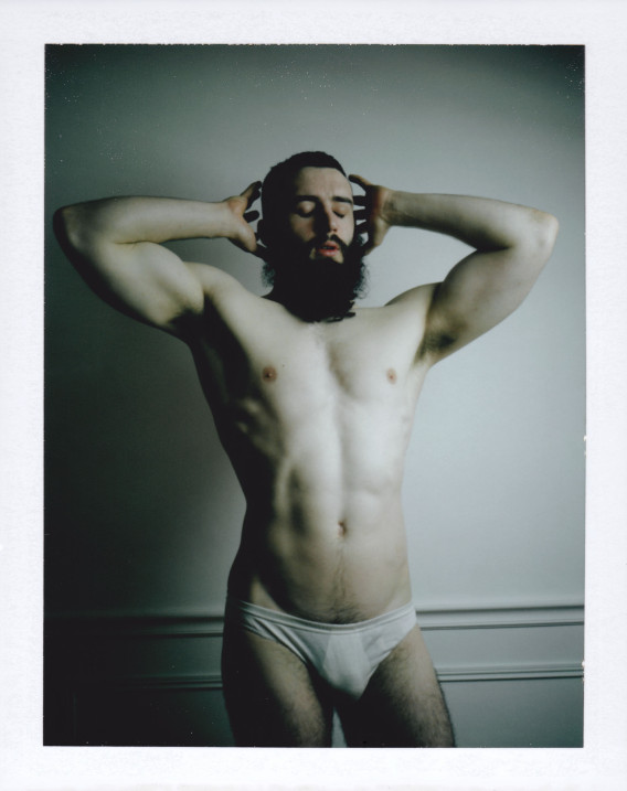 El homoerotismo natural de Mr. Polaroid
