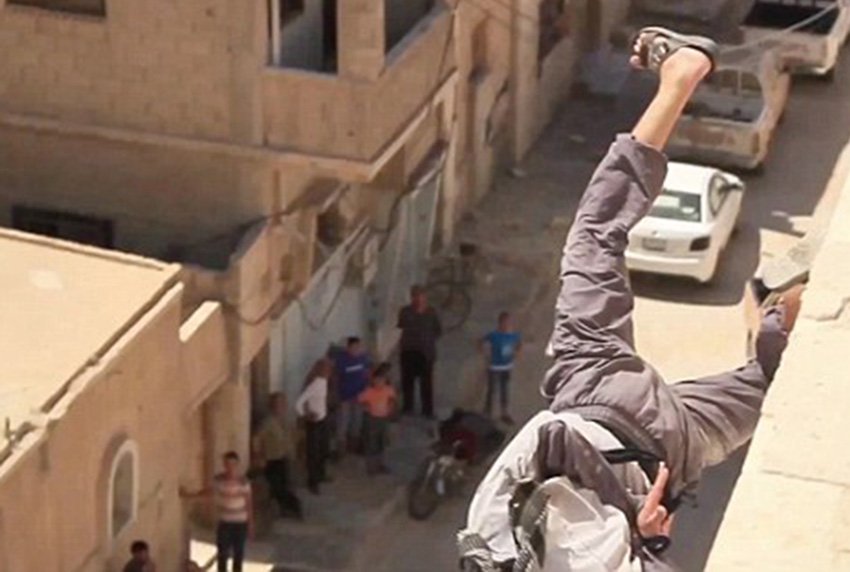 El ISIS adoctrina a los niños con más ejecuciones