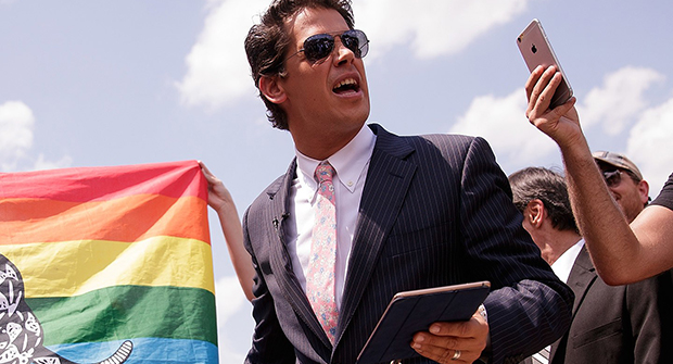 Milo, el polémico editor gay que apoya a Trump y defiende la pederastia