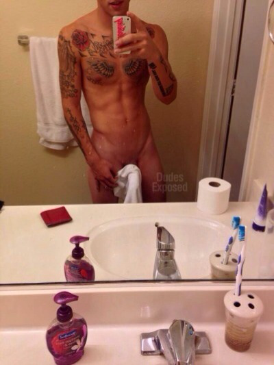 Se filtran las fotos de Ricky Martin desnudo