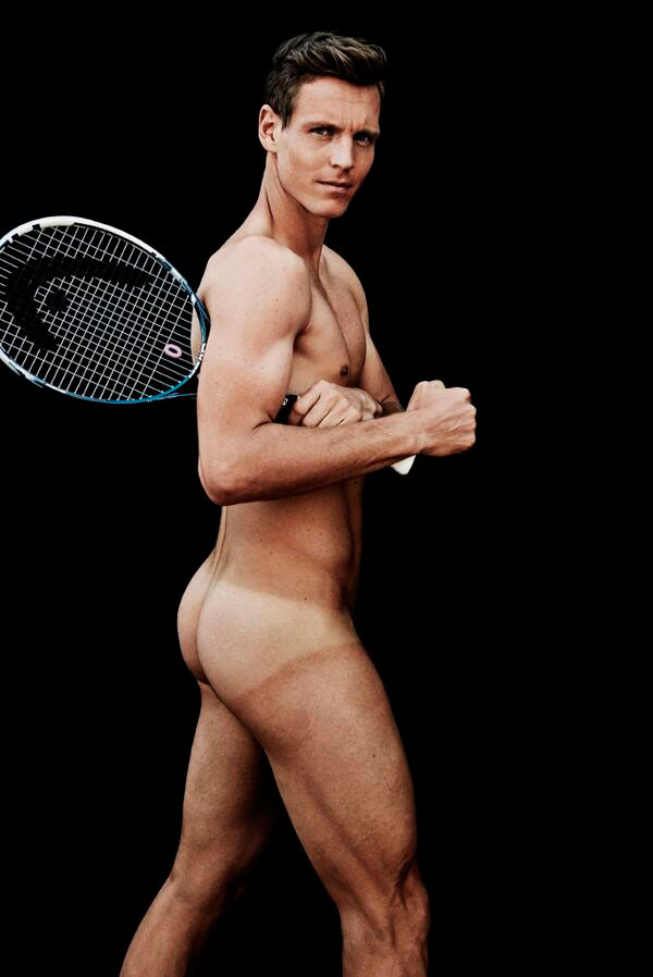 El tenista Tomas Berdych desnudo