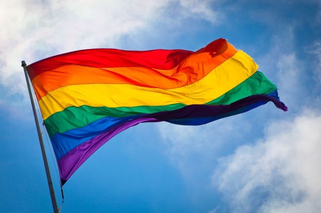Una universidad apoya un concurso de carteles sobre “terapias de reconversión” para gays