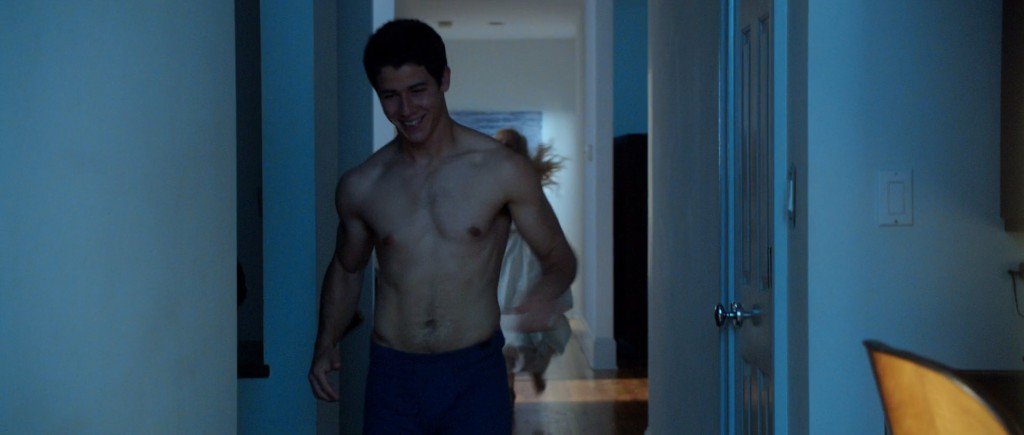 Nick Jonas desnudo en su nueva película