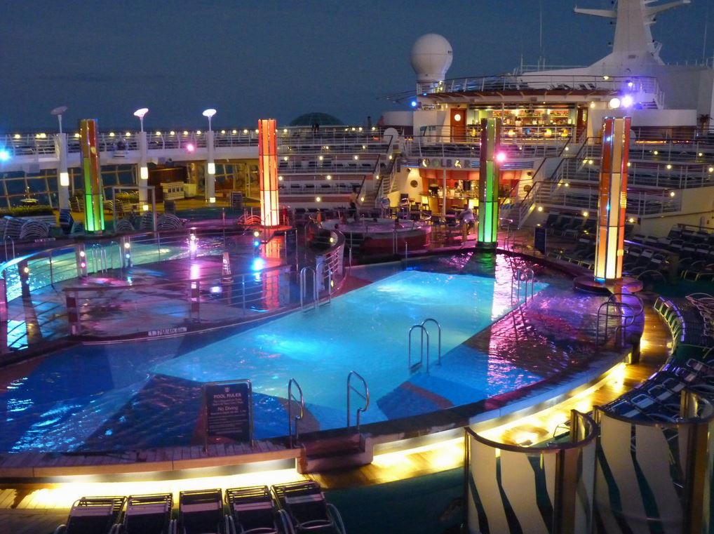 Crucero gayfriendly: 8 días de pura diversión en el Mediterráneo