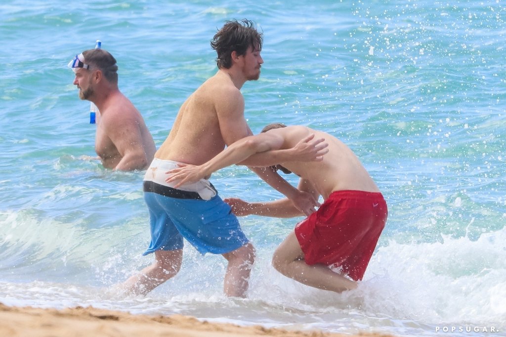 Ryan Phillipe, Garrett Hedlund y Charlie Hunnam, 3 actores sexys en la playa
