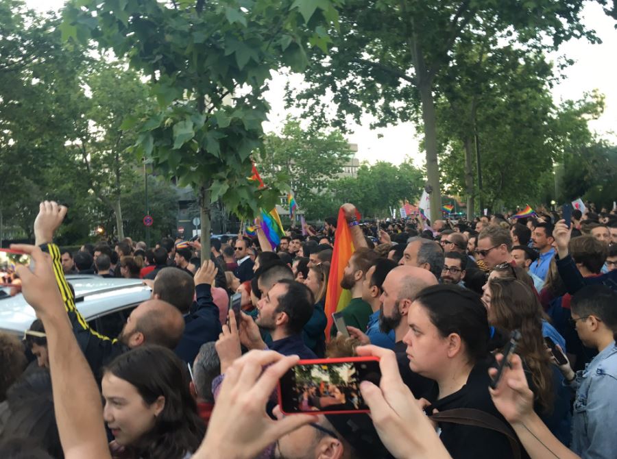 La comunidad LGTB se moviliza ante la persecución gay en Chechenia
