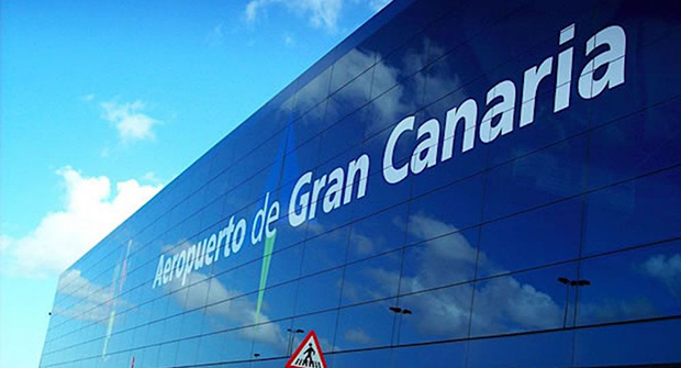 Detenidos tres turistas en Gran Canaria por acosar a una pareja homosexual durante un vuelo