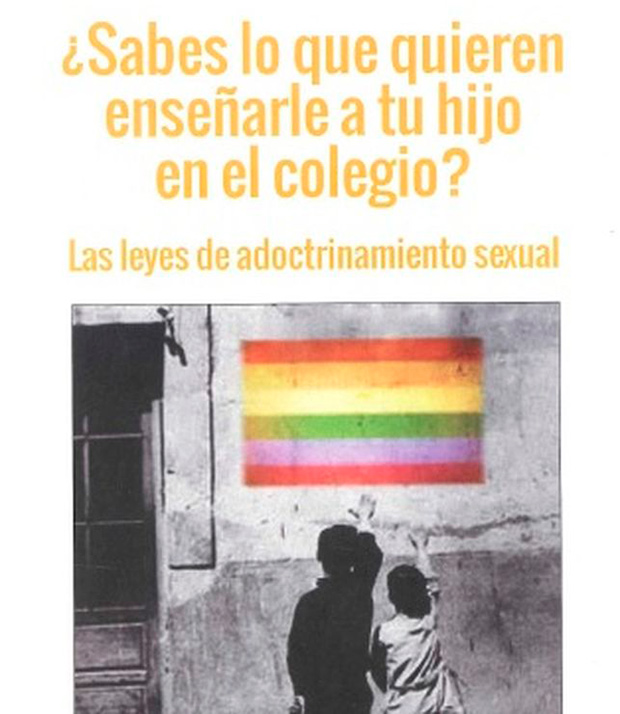 El folleto homófobo que Hazte Oír reparte por los colegios de España