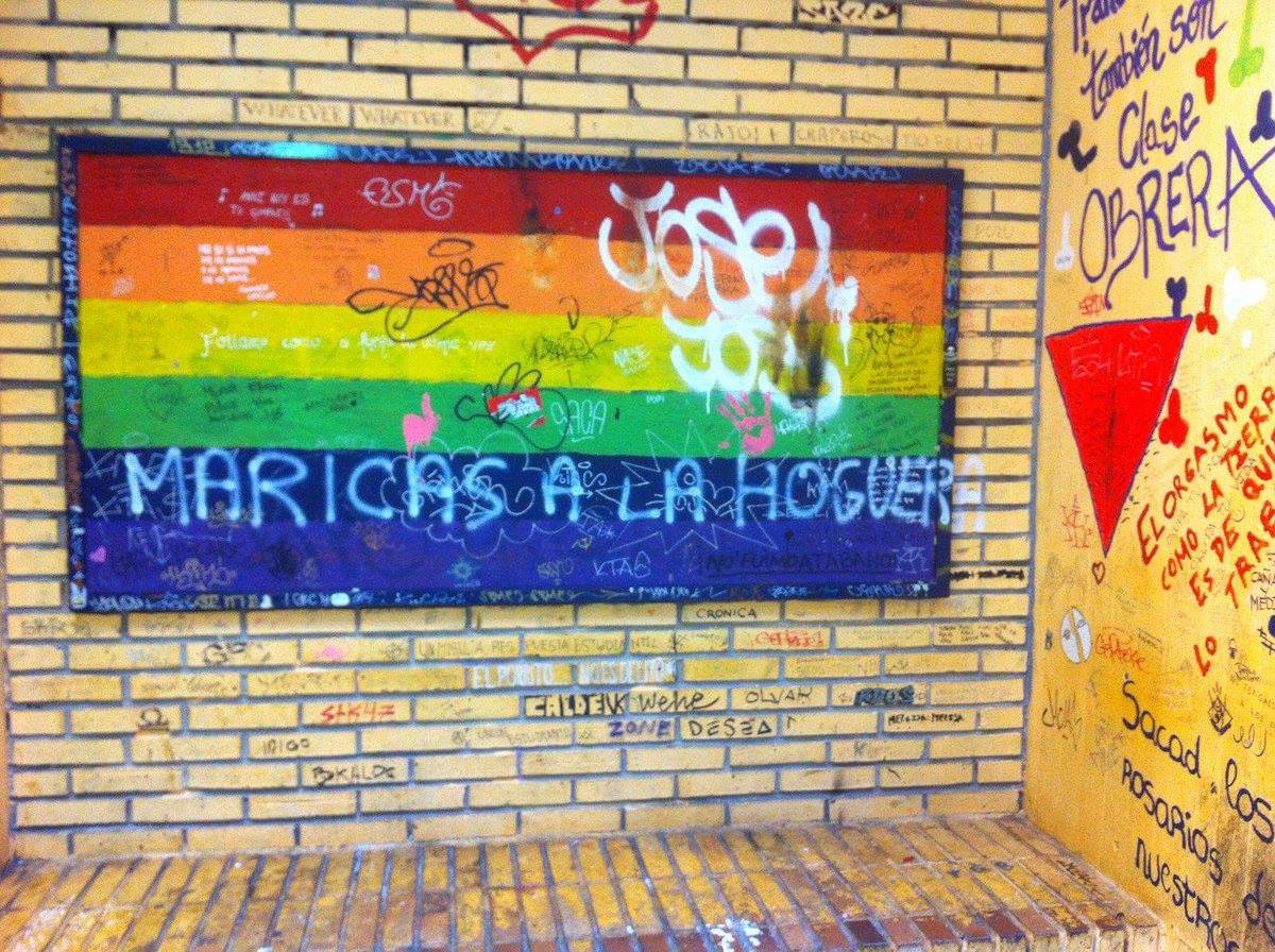 Ataque homófobo en la Complutense de Madrid: “Maricas a la hoguera”