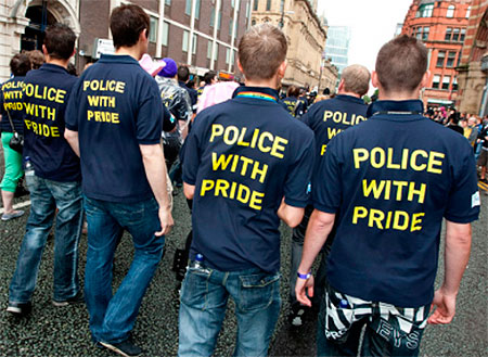 Policía arcoíris en Manchester
