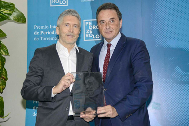 Fernando Grande-Marlaska recibe en Torremolinos el premio de honor de Periodismo Pedro Zerolo por la lucha de derechos LGTB
