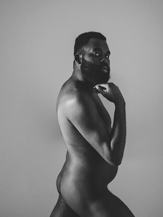 ‘BARE’, otra perspectiva del desnudo masculino