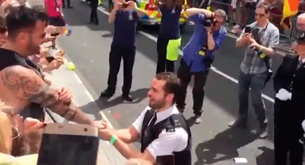 El policía que se declaró en el Orgullo de Londres