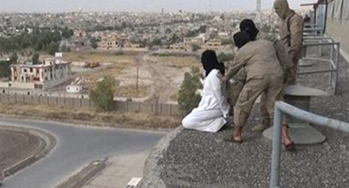 El ISIS lanza a 9 hombres gays desde una azotea