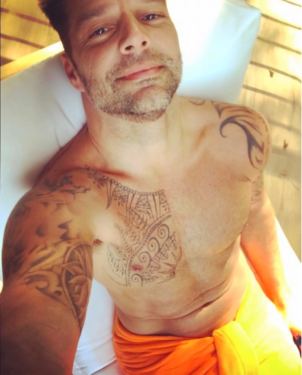 Resultado de imagen para A los 46 aÃ±os, Ricky Martin presume de su cuerpo en Instagram