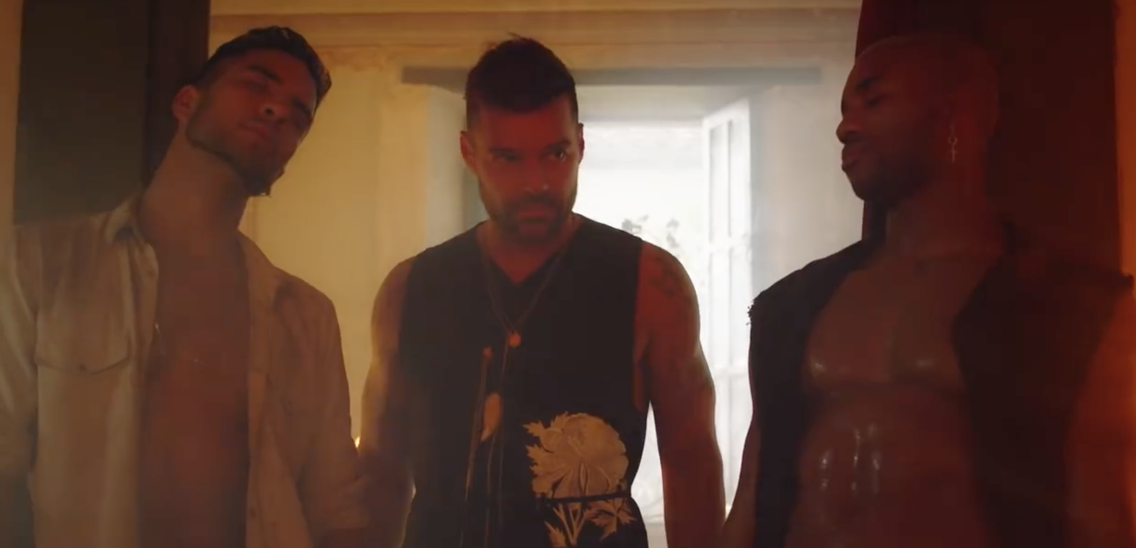 ‘Fiebre’, el nuevo vídeo de Ricky Martin: morbo, homoerotismo y mucho ritmo