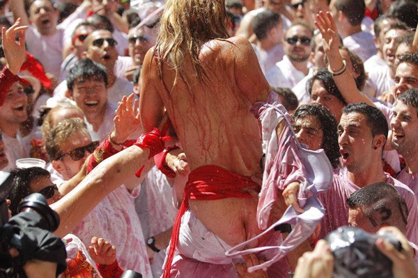 RTVE dice sí a San Fermín, no al WorldPride