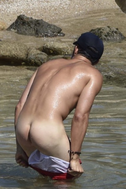 Nuevas fotos de Orlando Bloom desnudo durante sus vacaciones