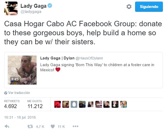 Lady Gaga va a un orfanato y canta ‘Born this way’