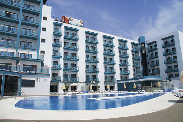 Cádiz abre esta primavera su primer gran hotel LGTBI