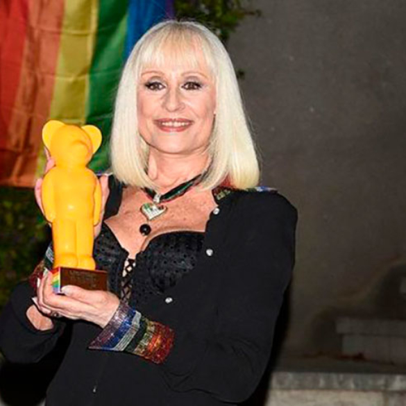 Raffaella Carrà recogió su premio WorldPride:“Hay que seguir luchando”