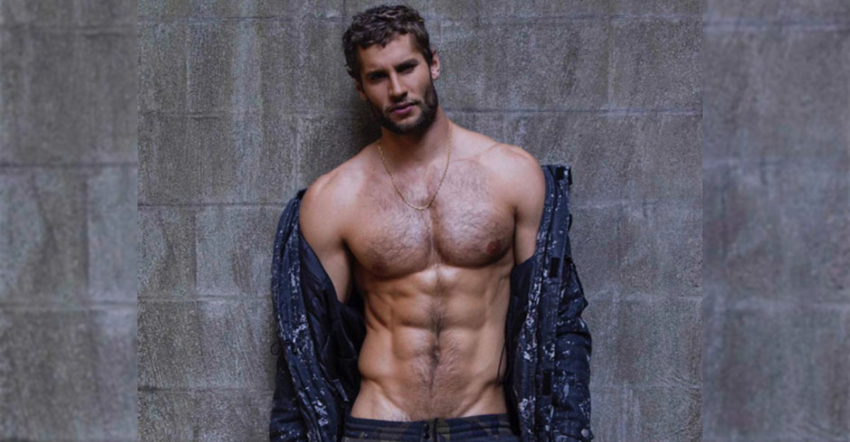 El cocinero más sexy del mundo no deja nada a la imaginación