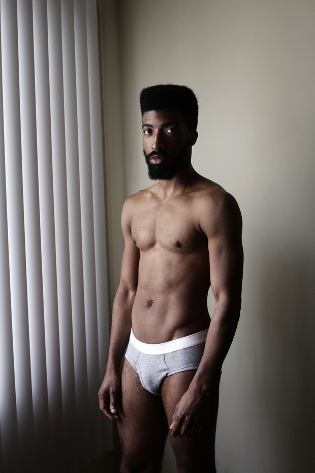 Luke Austin: “Me llama más la atención una mirada interesante que un cuerpazo desnudo”