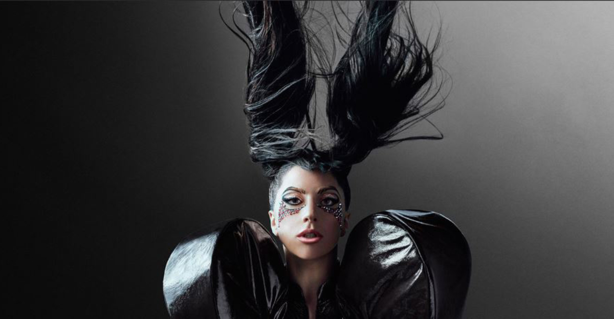 Lady Gaga muestra un avance de su nueva canción