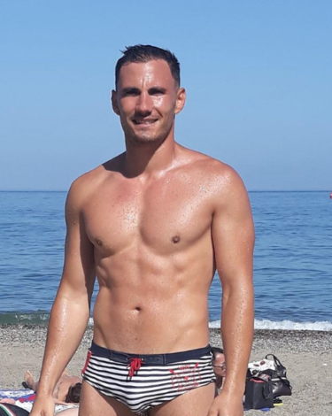Seis playas (gays o no)… y más que seis chulazos para alegrarte la vista el verano