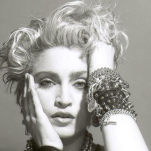 Madonna no solo está escribiendo su propio biopic, también lo va a dirigir. ¿No será demasiado?