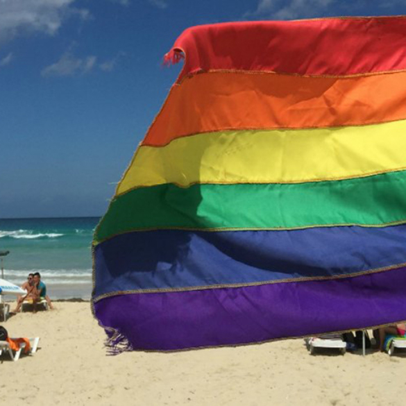 Cuba allana el camino hacia el matrimonio entre personas del mismo sexo