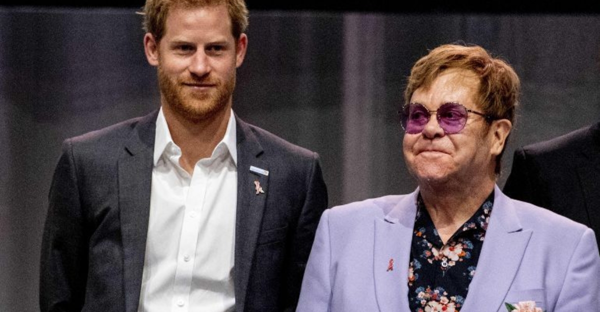 El príncipe Harry y Elton John arremeten contra la homofobia de Rusia en su lucha contra el VIH
