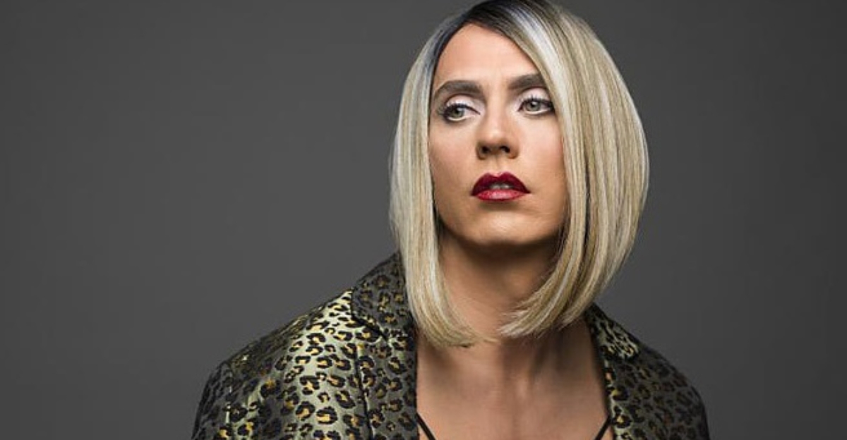 Paco León confiesa tras las críticas que "no volvería a aceptar un papel de mujer trans"