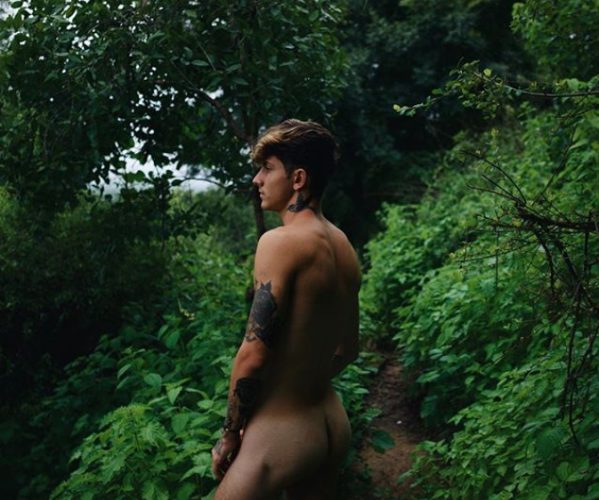 Jonan Wiergo, el instagramer gay más sexy de España, cumple años