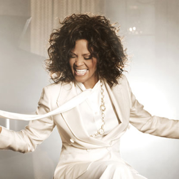 5 temazos de Whitney Houston que puede que desconozcas