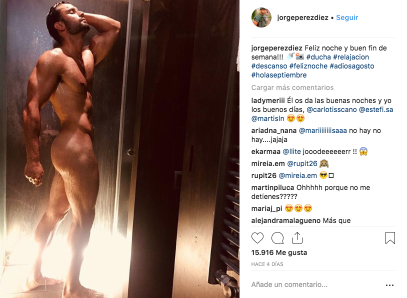 Jorge Pérez, el guardia civil más sexy del planeta, desnudo en la ducha