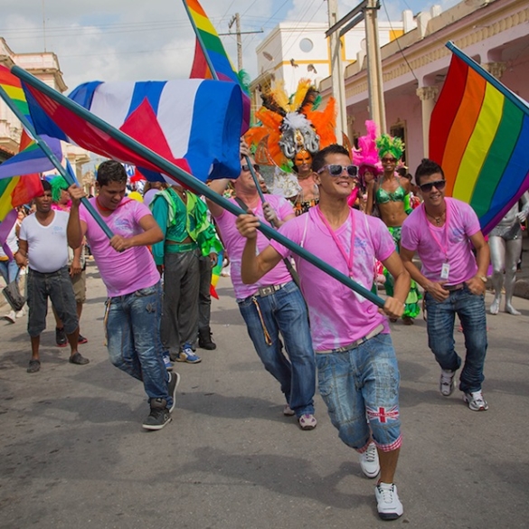 La Iglesia se infiltra en los hogares cubanos a través del 'paquete homofóbico'